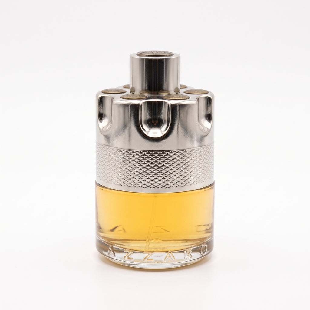 Azzaro Wanted EDT отливка, флакон на бял фон